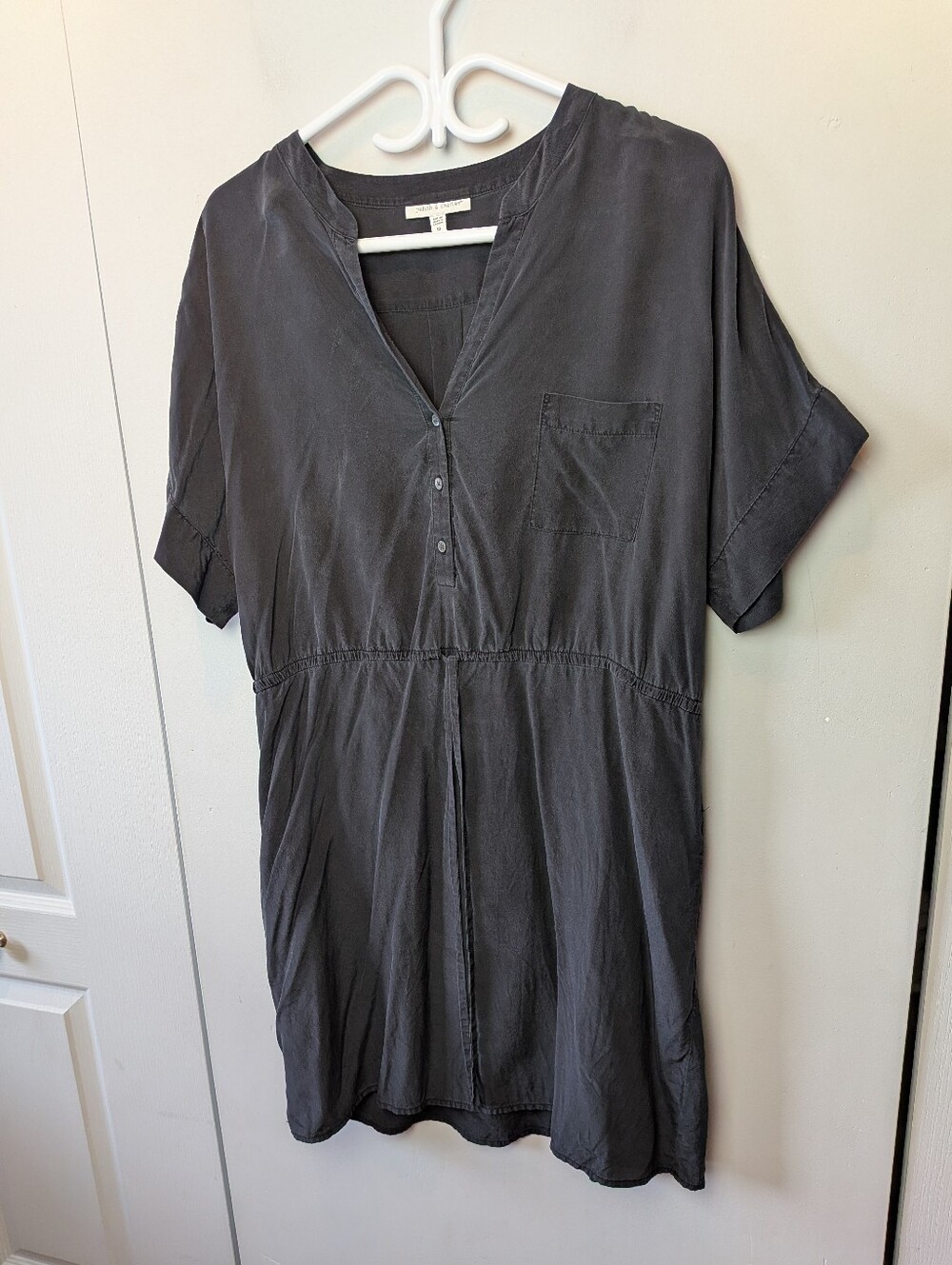JUDITH & CHARLES 100% Silk Women Mini Dress Short Sleeves Size 10 Made In Canada